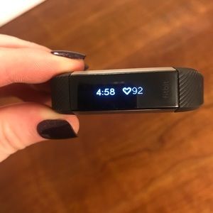 Fitbit Alta HR & FREE BANDS